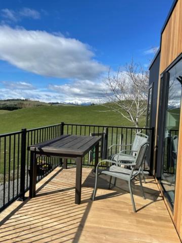 Boutique Tiny House - Te Anau Country Accommodation Экстерьер фото