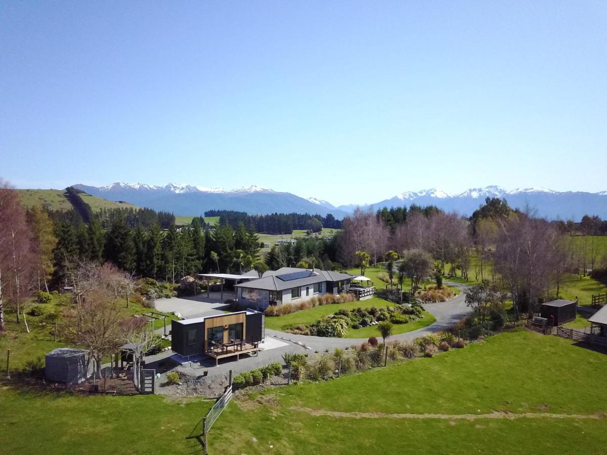 Boutique Tiny House - Te Anau Country Accommodation Экстерьер фото